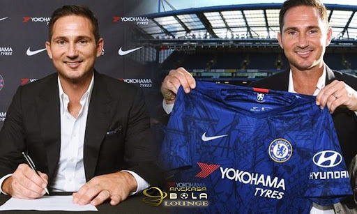 Lampard bisa di bilang sukses bersama Chelsea di musim perdananya