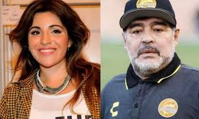 Diego Maradona, Diseret Kedua Putrinya ke Pengadilan