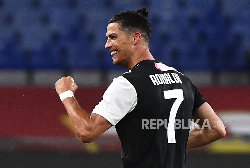 Ronaldo kalahkan Shevchenko dalam gol tercepat di Italia