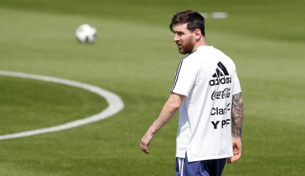 Lionel Messi Absen di Latihan Pertama Barcelona